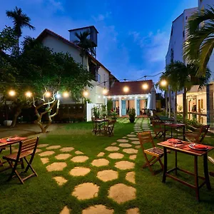 3* Hotel Legend Charm Boutique